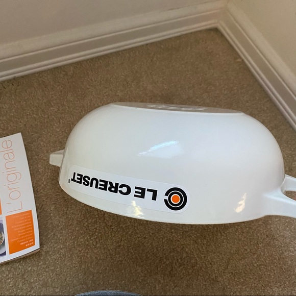 New Le Creuset #22 Eiffel white - Picture 8 of 12